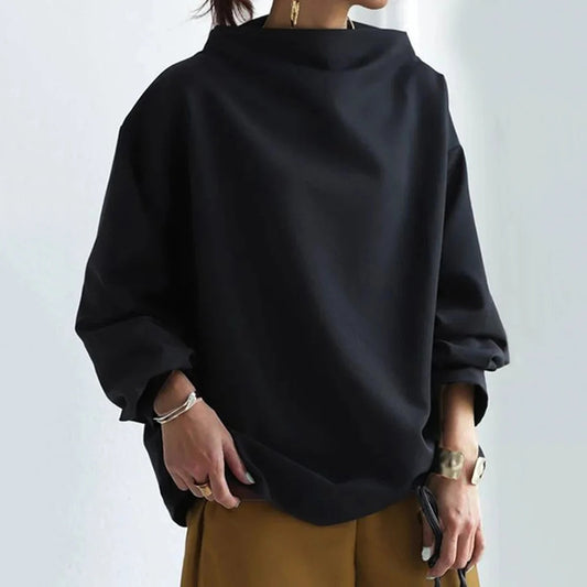 Chic long-sleeved sweater for women in an elegant style
